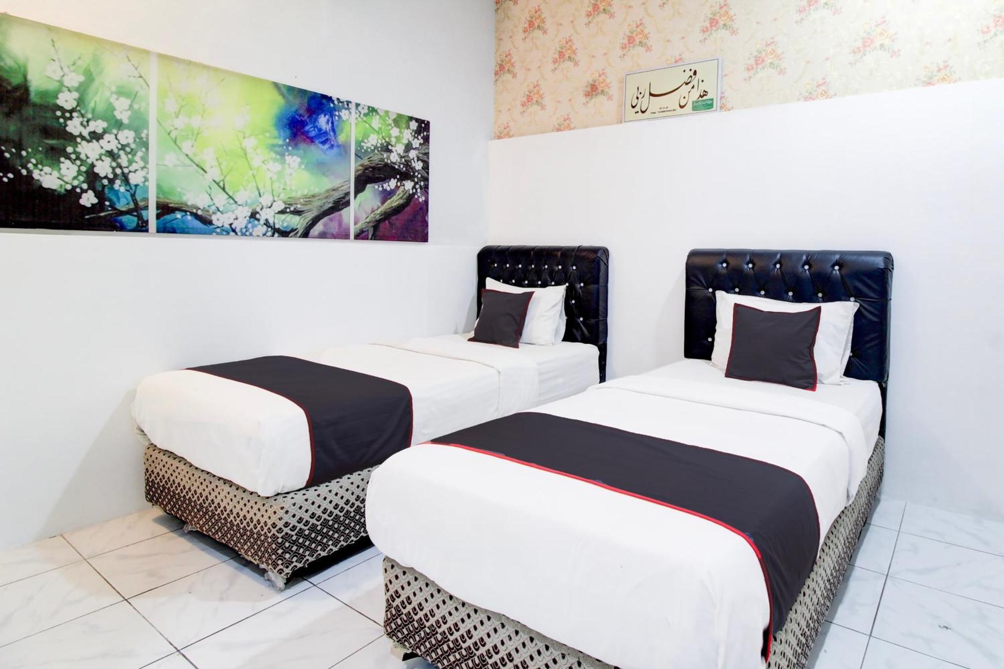 Hotel O Jalan Jenderal Sudirman Near Imam Bonjol Square Padang  Bagian luar foto
